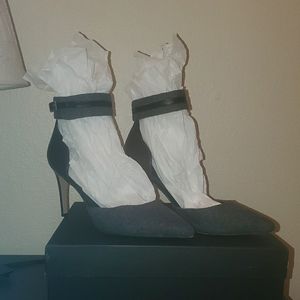 Leather and wool ankle strap pump